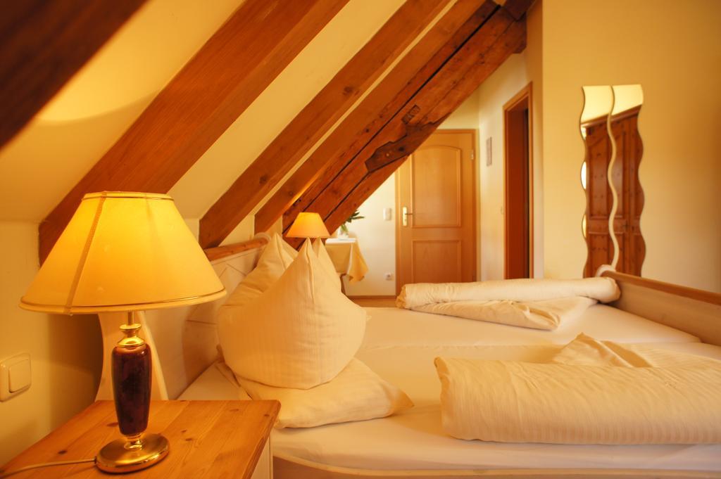 Hotel Zur Post Herrsching am Ammersee Pokoj fotografie